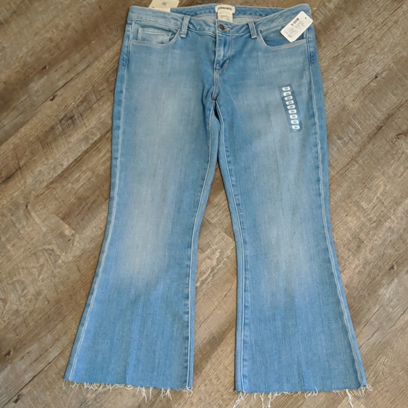 Cotton Cropped Jeans NWT (sold on thredup) - Picture 3 of 13